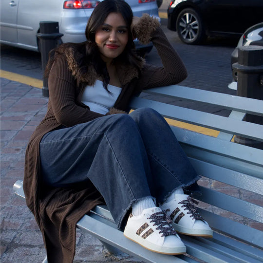 Leopard jungle – white